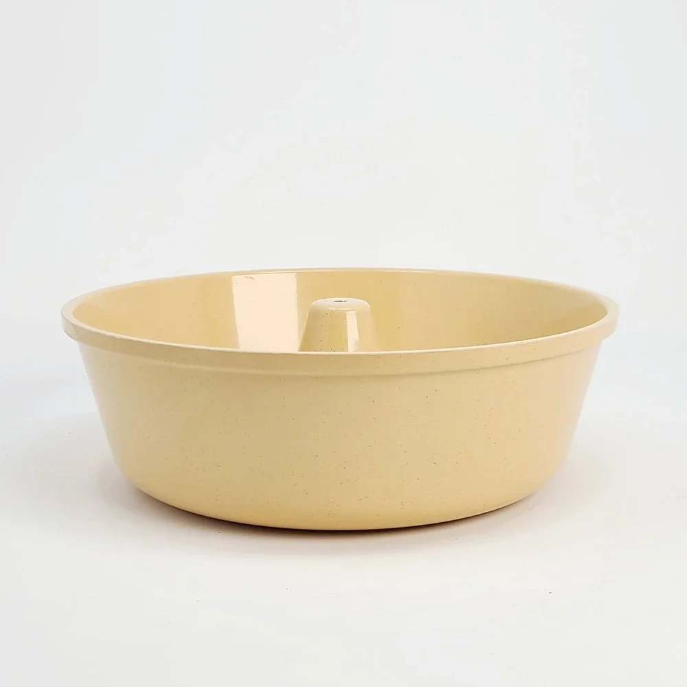 Vintage Regal Ware Bundt Baking Pan 9 inch Tan Speckled Microwave Oven Safe USA